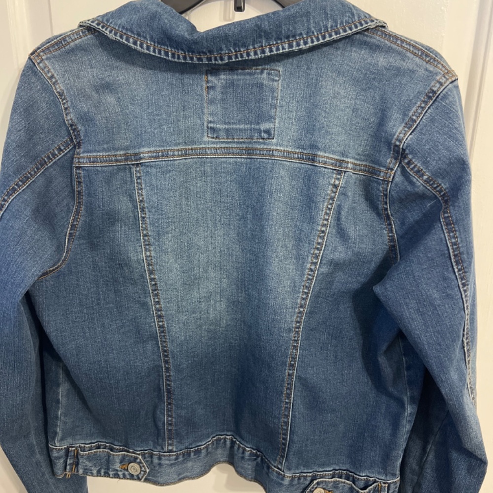 Jean Jacket - Picture 2 of 3